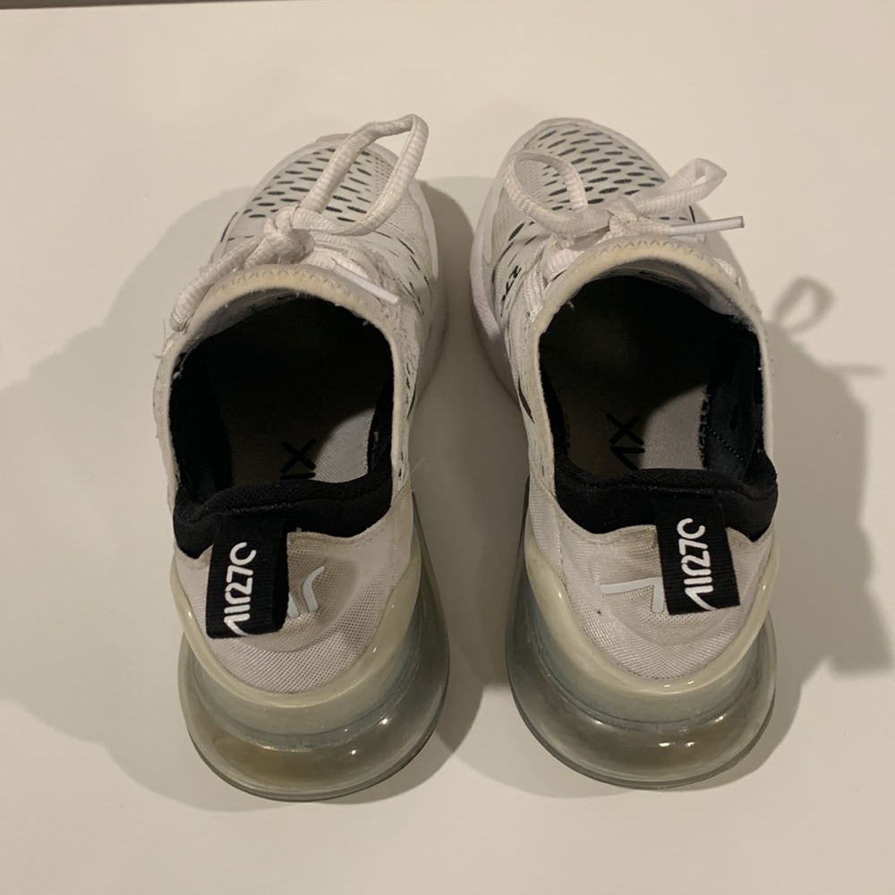 Sneaker - Picture 6 of 7